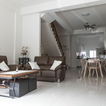 Beyond Home Jiaoxi Extérieur photo